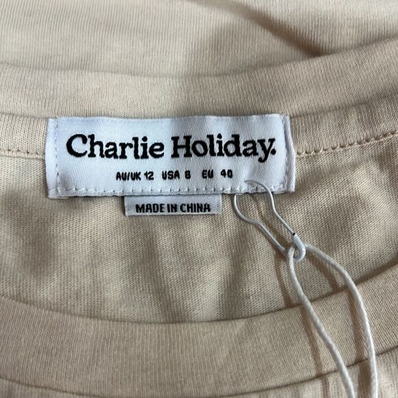 Charlie Holiday Sweet Thing Beige oversized Boyfriend Graphic tee size L… - Picture 7 of 9